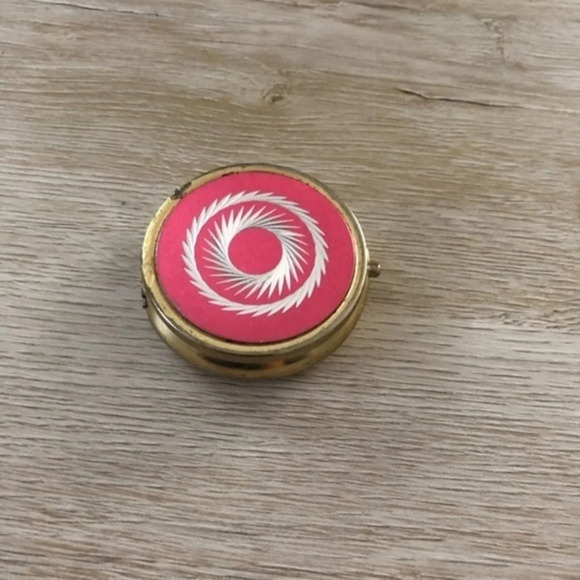 Vintage Accessories - Vintage Pill Case Box